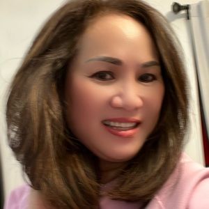 Meet your Posher, Celine